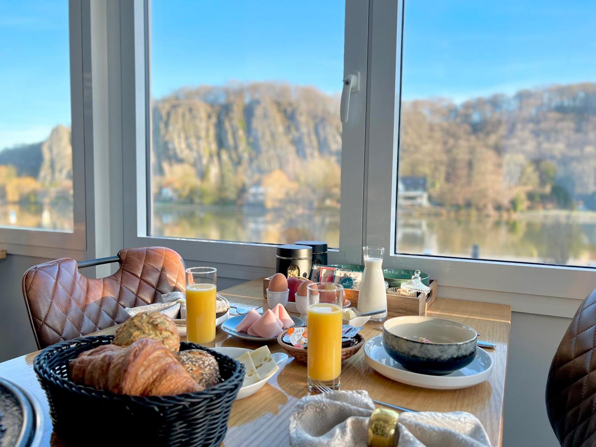 Mes Caprices B&B Villa Mosan Bord De Meuse Namur Dış mekan fotoğraf